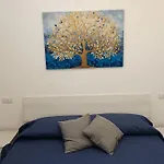 Rhome Apartment